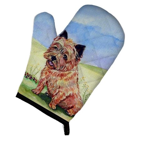 CAROLINES TREASURES Cairn Terrier and the Chipmunk Oven Mitt 7017OVMT